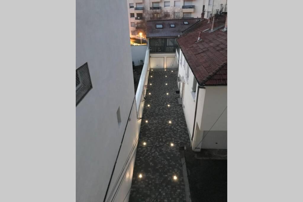 דירות Chamalières Rare Petit Cocon F1 Calme Possibilite Jacuzzi Hammam En Sus מראה חיצוני תמונה