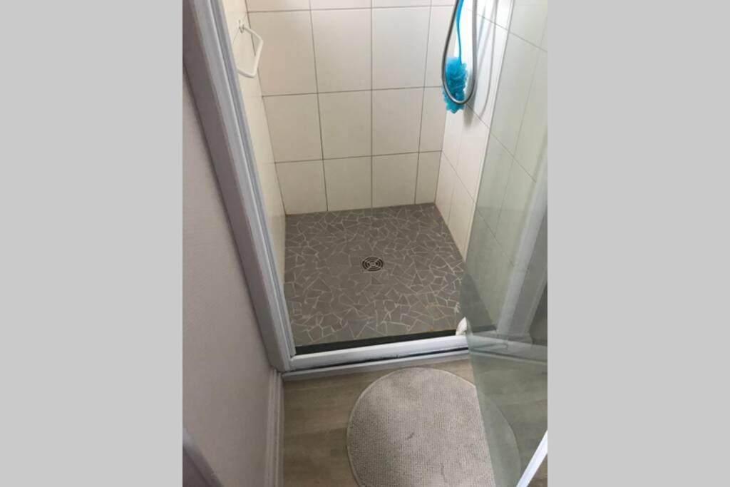 דירות Chamalières Rare Petit Cocon F1 Calme Possibilite Jacuzzi Hammam En Sus מראה חיצוני תמונה